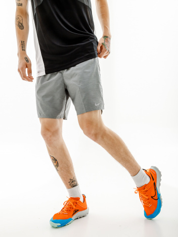 Шорты Nike M NK DF CHALLENGER SHORT 72IN1 серые CZ9060-084