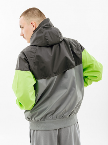 Вітровка Nike M NK WVN LND WR HD JKT сіро-зелена DA0001-065