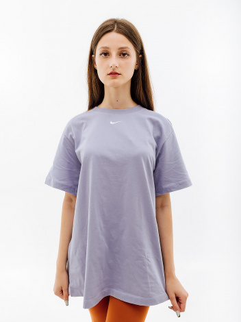 Футболка жіноча Nike W NSW ESSNTL TEE BF LBR блакитна DN5697-519