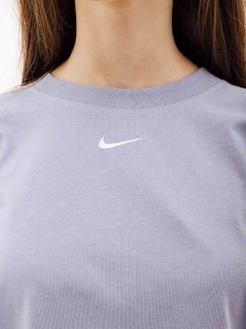 Футболка жіноча Nike W NSW ESSNTL TEE BF LBR блакитна DN5697-519