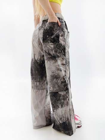 Спортивні штани жіночі Nike W NSW WAVE DYE WVN PNT A3 чорні DX6952-010