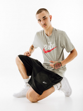 Футболка Nike M NSW TEE FUTURA 2 сіра DZ3279-063