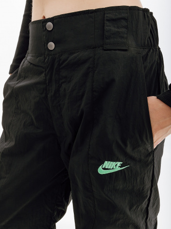 Спортивні штани жіночі Nike W NSW WVN OS PANT HR SW чорні FJ4934-010