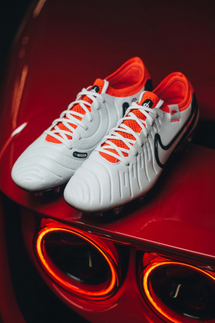 Футбольные бутсы Nike Tiempo Legend 10 Elite SG-PRO Anti Clog
