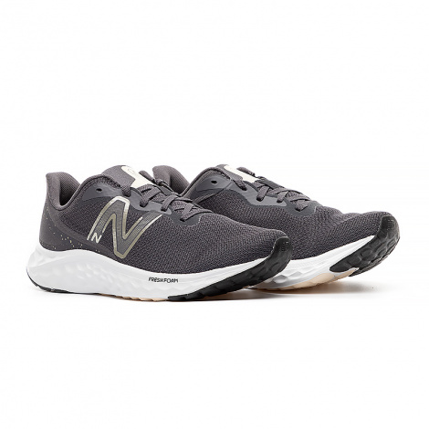 Кросівки бігові жіночі New Balance FRESH FOAM ARISHI V4 сірі WARISCM4