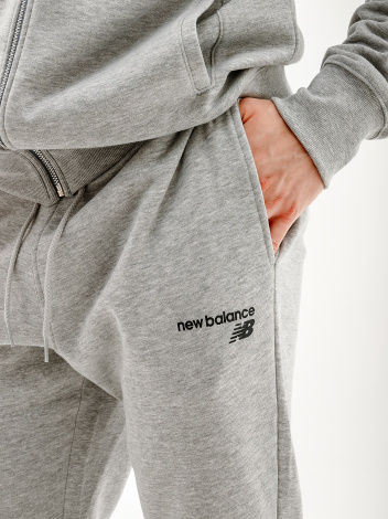 Брюки New Balance Classic Cf