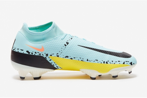 Футбольні бутси Nike Phantom GT II Academy DF MG DC0797-407
