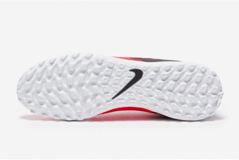 Сороконожки Nike Phantom GX Academy TF DD9477-600