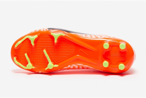 Дитячі футбольні бутси Nike Air Zoom Mercurial Vapor 15 Academy NU MG Junior DZ3470-800
