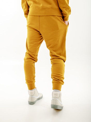 Спортивні штани Nike CLUB JGGR FT жовті BV2679-716
