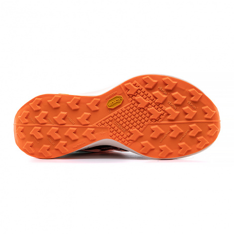 Кросівки для трейлраннінгу Nike ZOOMX ULTRAFLY TRAIL білі DX1978-100