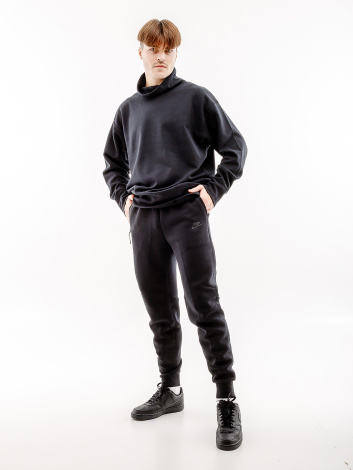 Толстовка Nike TURTLE NECK чорна FB8169-010