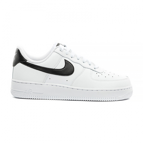 Кросівки жіночі Nike WMNS AIR FORCE 1 07 біло-чорні DD8959-103