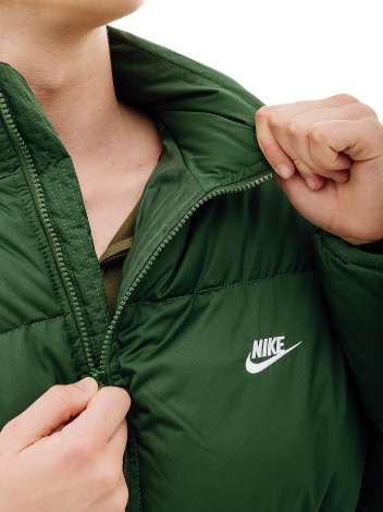 Куртка Nike Club Puffer