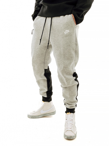 Спортивные штаны Nike JGGR серо-черные FB8002-064