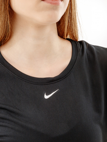 Футболка жіноча Nike W NK ONE DF SS STD TOP чорна DD0638-010