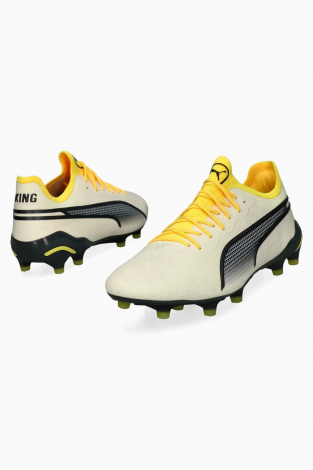 Футбольні бутси Puma King Ultimate FG/AG