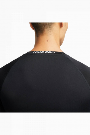 Термофутболка Nike Dri-FIT Top LS Tight