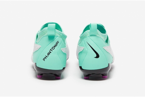 Детские футбольные бутсы Nike Phantom GX Academy DF MG Junior DD9546-300
