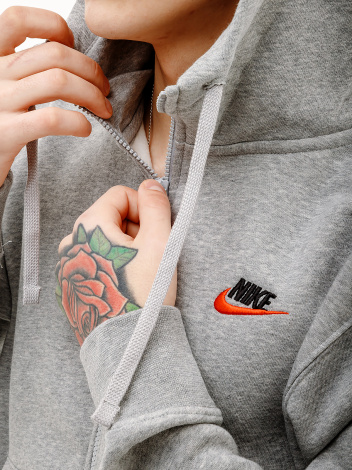 Толстовка Nike CLUB DT HOODIE FZ BB сіра DQ8384-064