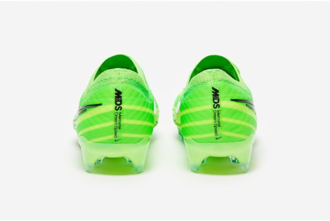 Футбольные бутсы Nike Air Zoom Mercurial Vapor 15 MDS Elite FG FJ7196-300