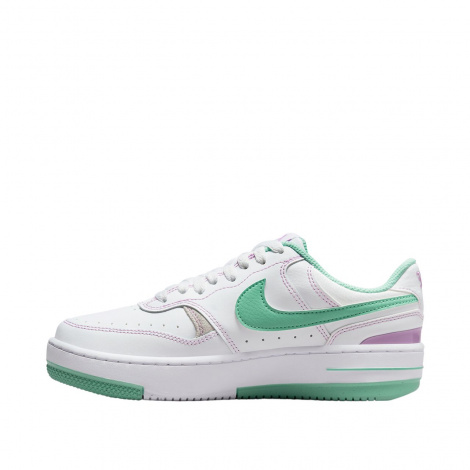 Кросівки Nike GAMMA FORCE білі FN7109-100