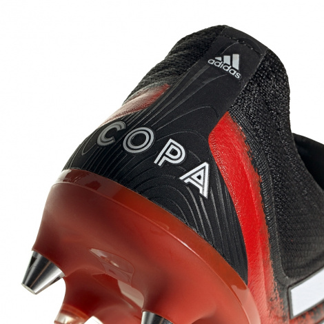 Футбольные бутсы adidas Copa 20.1 SG
