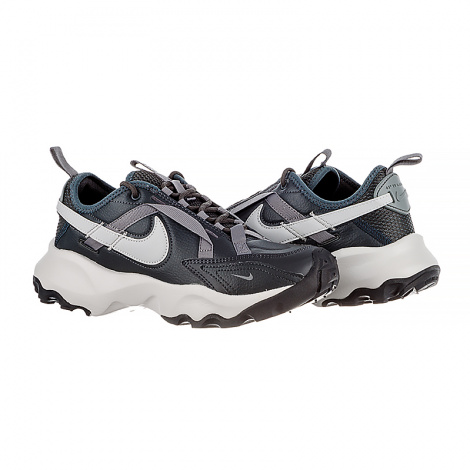 Кросівки жіночі Nike W NIKE TC 7900 чорно-сірі DD9682-001