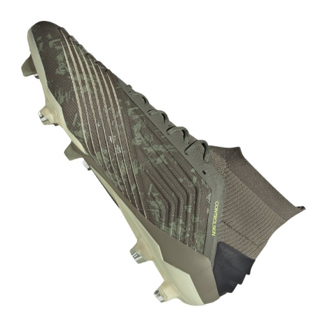 Футбольные бутсы adidas Predator 19.1 FG