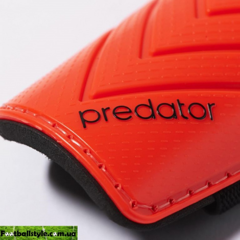 Футбольные щитки Adidas Predator Lite Shinpads