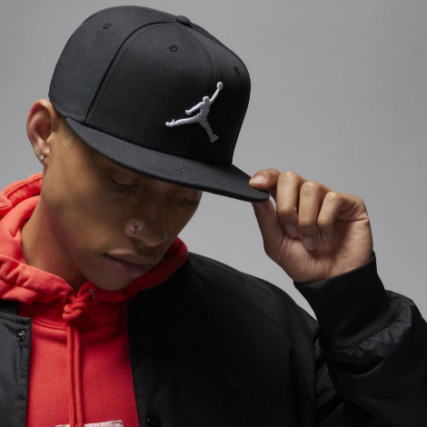 Кепка Nike UJ PRO CAP FB JUMPMAN чорна FV5296-010