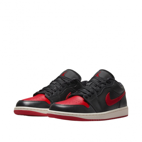 Кросівки жіночі Nike AIR JORDAN 1 LOW чорно-червоні DC0774-061
