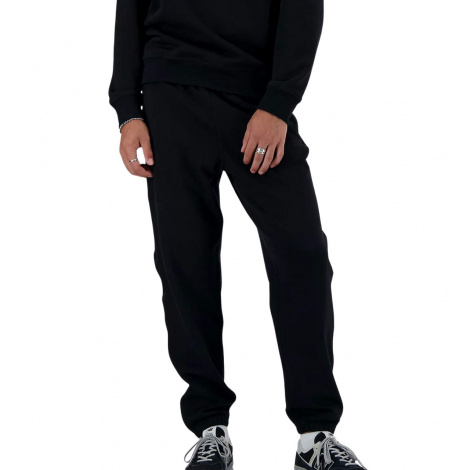 Брюки мужские New Balance Athletics Mp41508Bk
