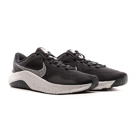 Кроссовки Nike M Legend Essential 3 Nn