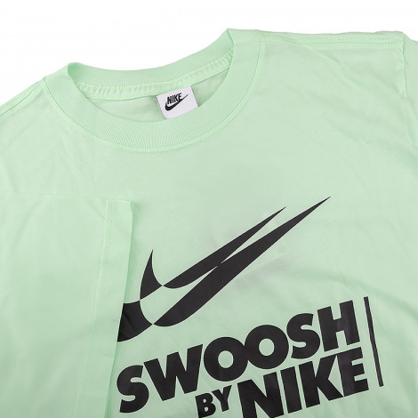 Футболка жіноча Nike W TEE BF GLS світло-зелена FZ4634-376