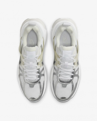 Кроссовки женские Nike V2K RUN бело-серебряные FD0736-104