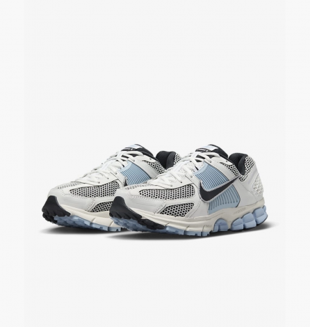 Кроссовки Nike W Zoom Vomero 5