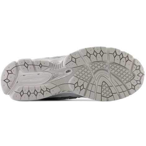 Кроссовки New Balance 1906D PROTECTION PACK REFLECTIVE серые M1906DH