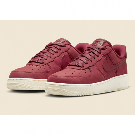 Кросівки Nike Air Force 1 07 Prm Red Dr9503-600 37.5
