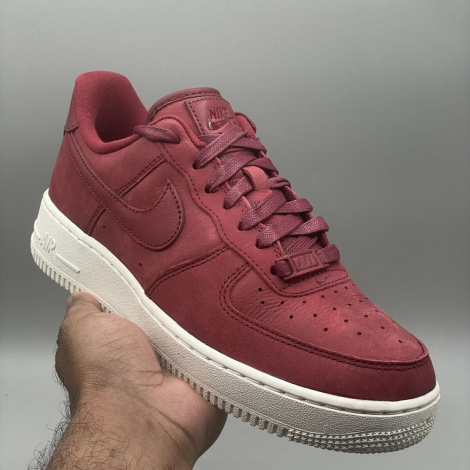 Кросівки Nike Air Force 1 07 Prm Red Dr9503-600 37.5