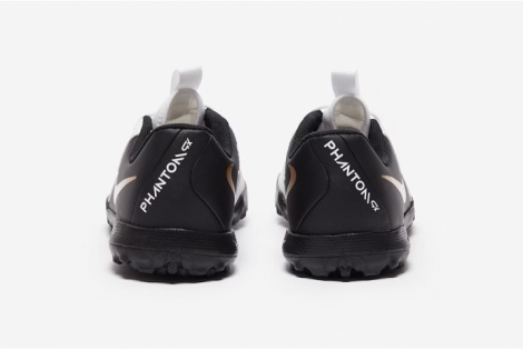 Сороконіжки Nike Jr Phantom Gx Ii Academy Tf