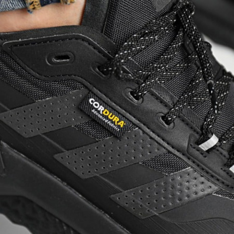 Кросівки Adidas Avryn Shoes Black Ig2372 42