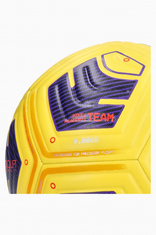 Футбольный мяч Nike Academy Team