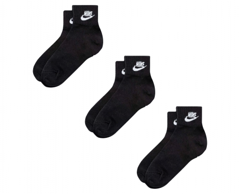 Шкарпетки Nike Sportswear Essential чорні CQ0301-010 (3 пари)