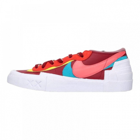 Кроссовки Nike Blazer Low Sacai Kaws Red