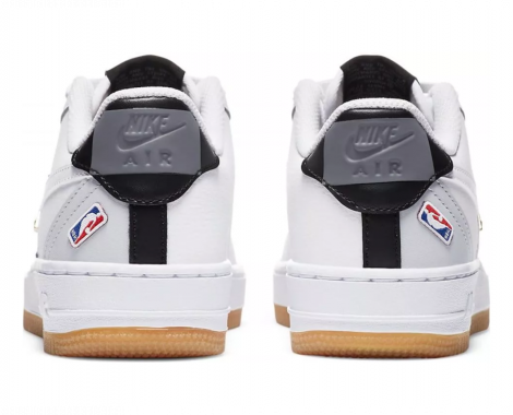 Кросівки дитячі Nike Air Force 1 LV8 1 білі CT3842-100
