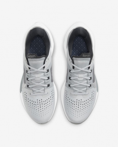 Кроссовки Nike Air Zoom Vomero 15