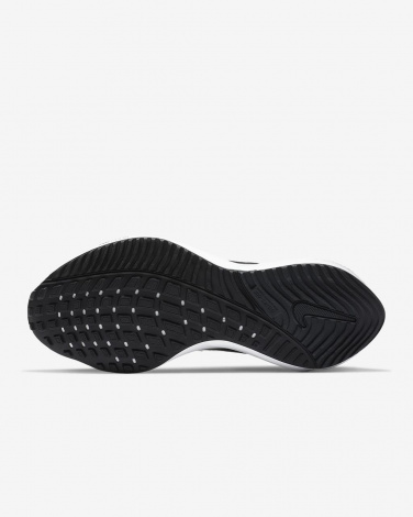 Кросівки Nike Air Zoom Vomero 15