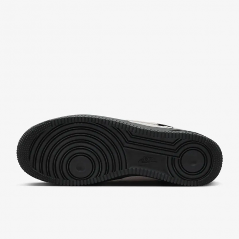 Кроссовки Nike Air Force 1 07