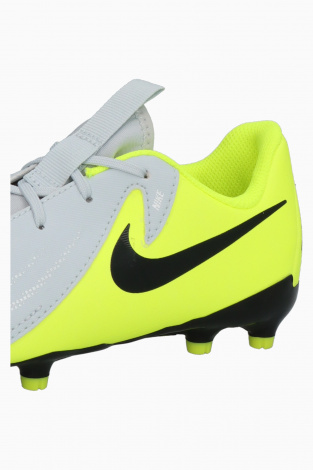 Детские бутсы Nike Phantom GX II Academy FG/MG Junior